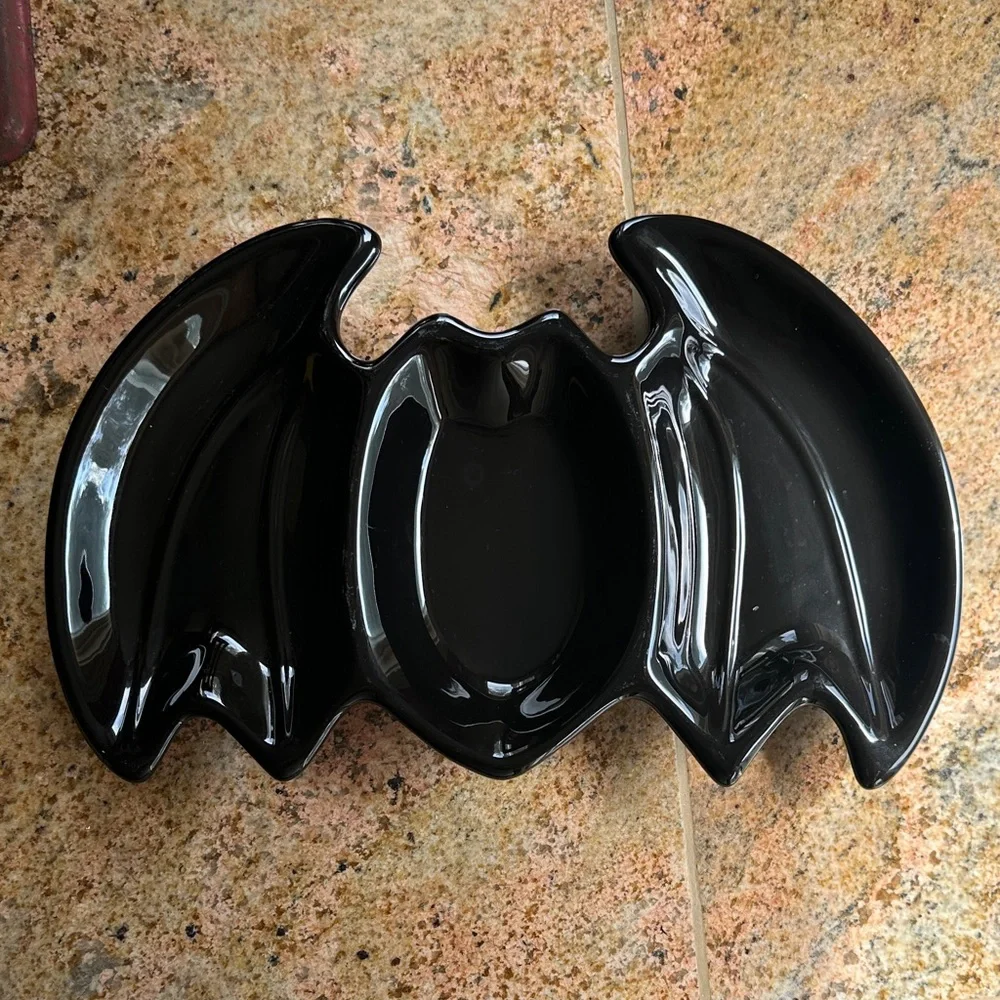 Williams Sonoma Midnight Black Bat Dish